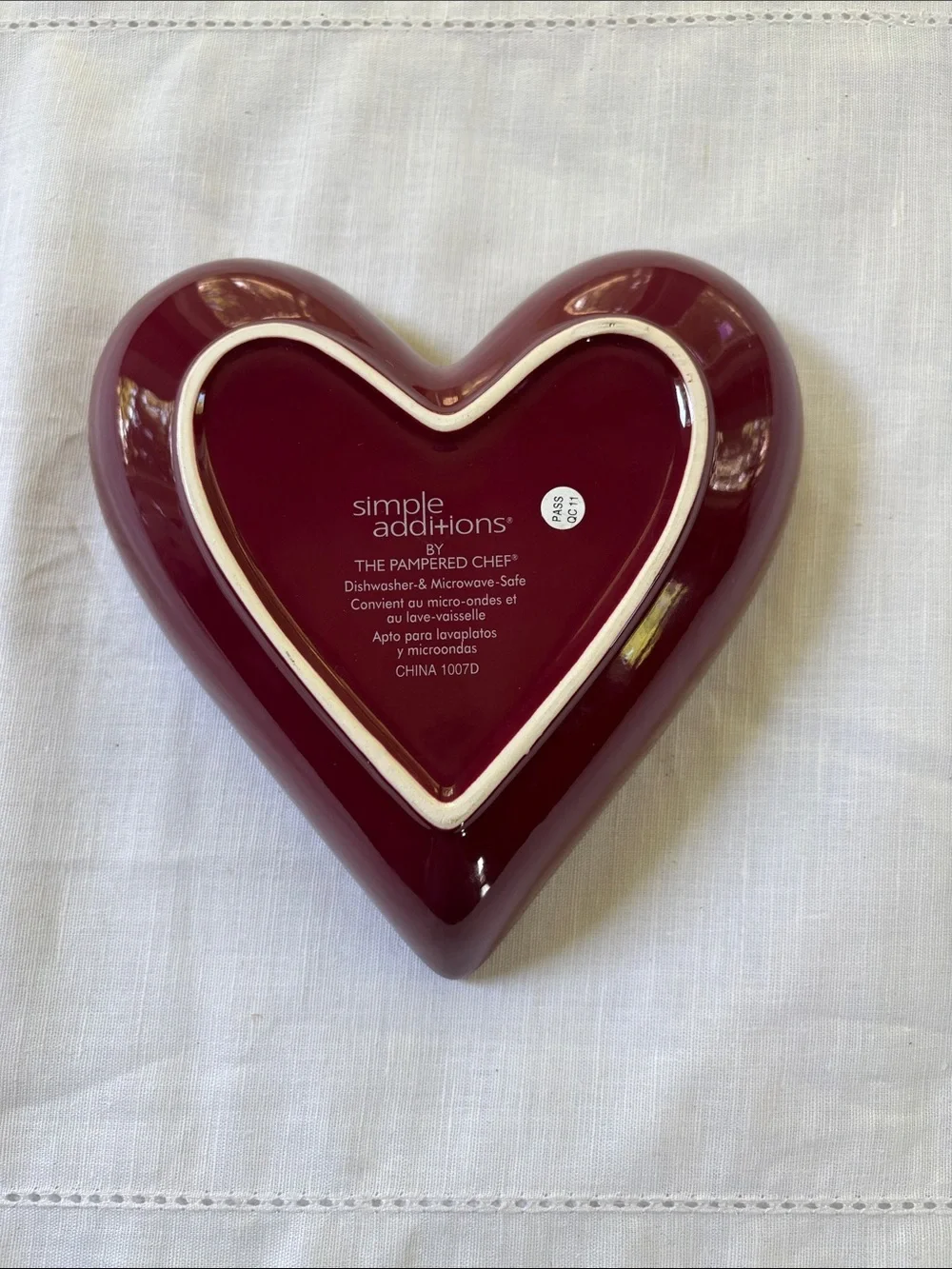 Pampered Chef Heart-Shaped Ceramic Bowl - Deep Wine Farm Country Cottagecore